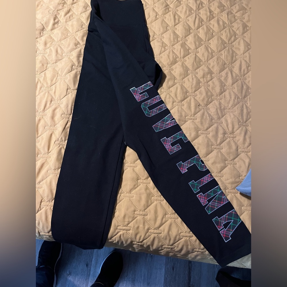 BRAND NEW PINK LEGGINGS